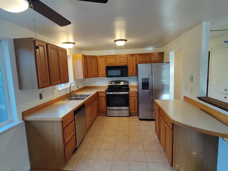 3705 N Baltimore St — Photo 4