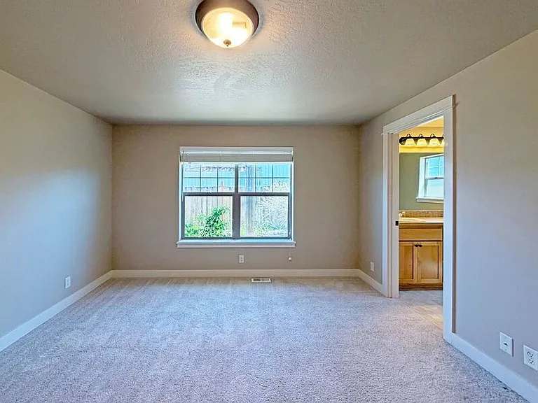 1434 Leaf Ln — Photo 25