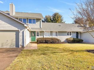 66 Sunset Ct, Mahwah, NJ 07430