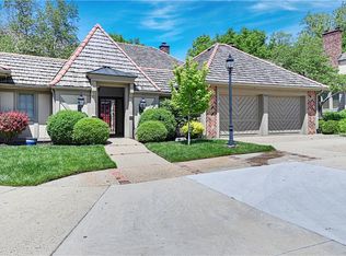 1919 Quail Run, Lawrence, KS 66047