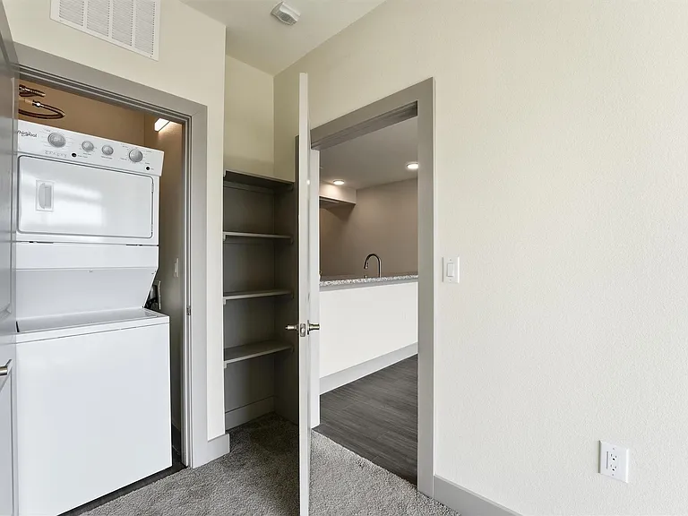 6955 Turtlewood Dr #502 — Photo 7