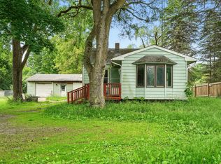 6161 River Rd, Flushing, MI 48433