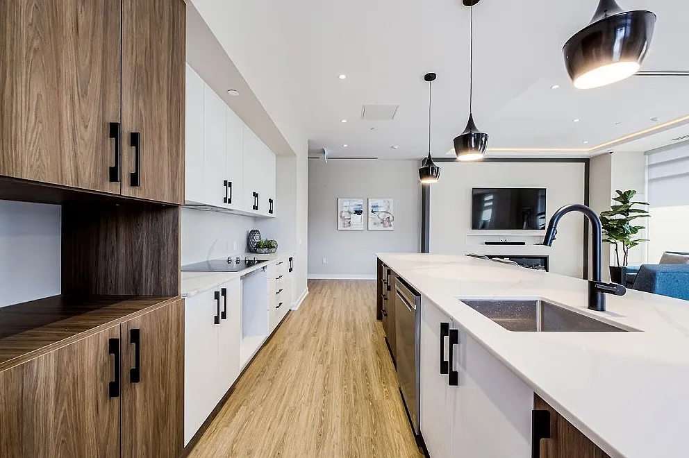 2215 Sheridan Park Drive — Photo 1