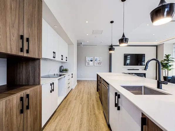 2215 Sheridan Park Drive