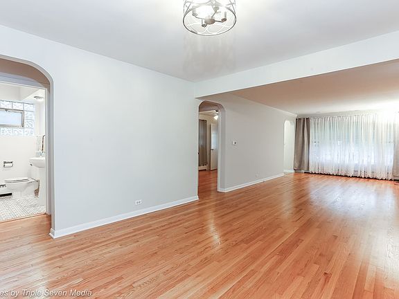 5th image of 3022 N Natchez Ave