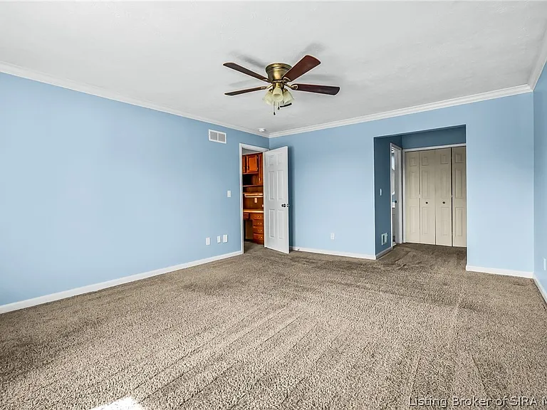 2201 Glenn Abbey — Photo 27