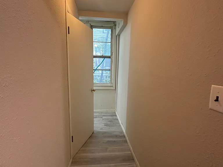 1025 E Washington St #2 — Photo 16