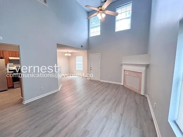 5604 Windfall Ln — Photo 12