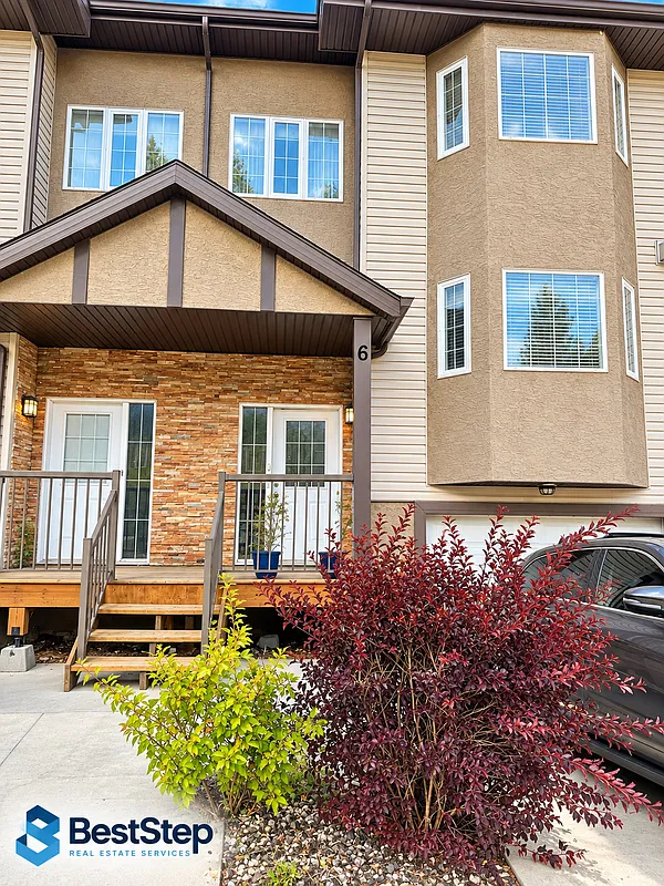 4 bed, 2.5 bath, 1242 sqft, $1,950 — Photo 1
