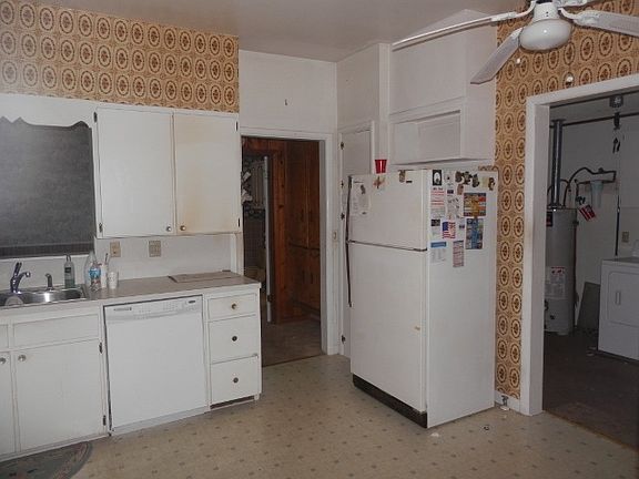 4th image of 117 Country Club Dr