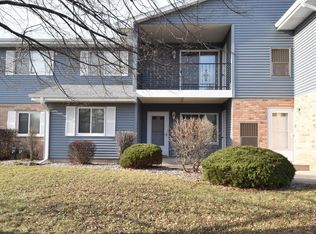 1315 Sunnyslope Dr, Racine, WI 53406