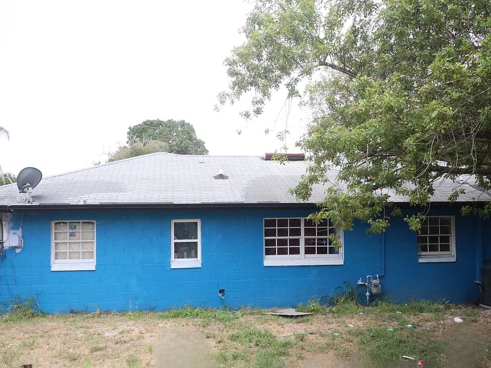 1st image of 206 Essex Drive