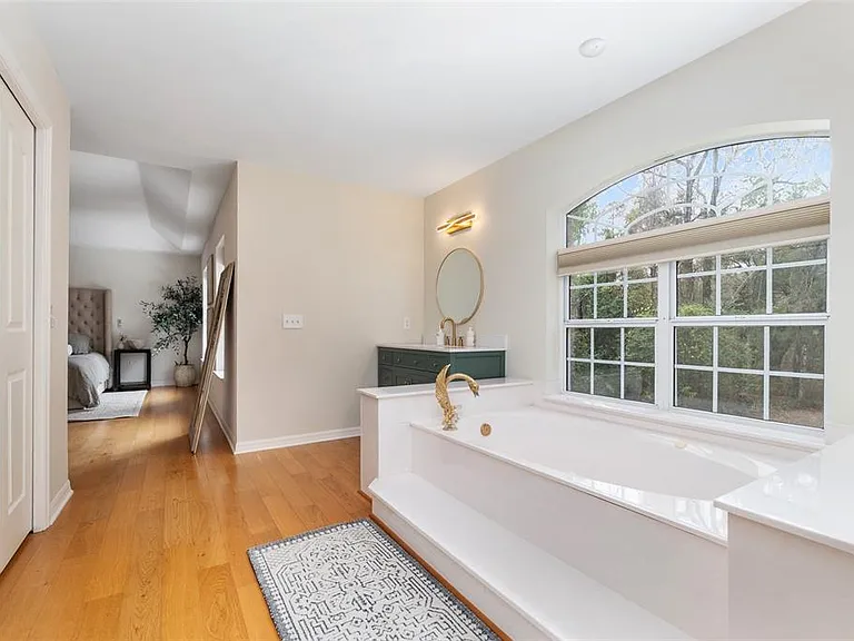 11121 NW 15th Pl — Photo 33