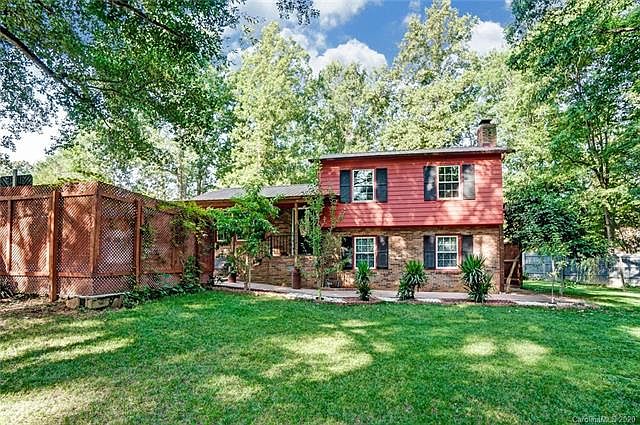 1st image of 853 Cambridge Cir