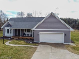 4306 Evans Rd, Holly, MI 48442