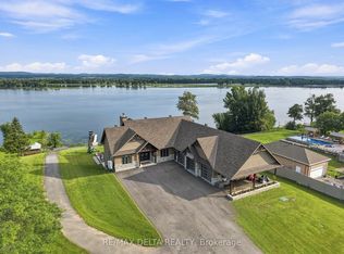 3815 Old Highway 17 Rd, Clarence Rockland, ON K4K1W2