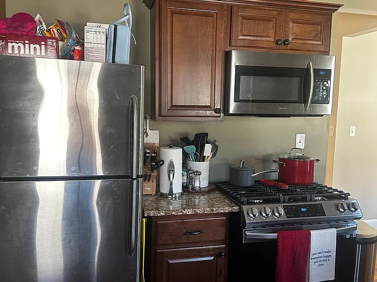215 W Minnehaha Pkwy #2 — Photo 17