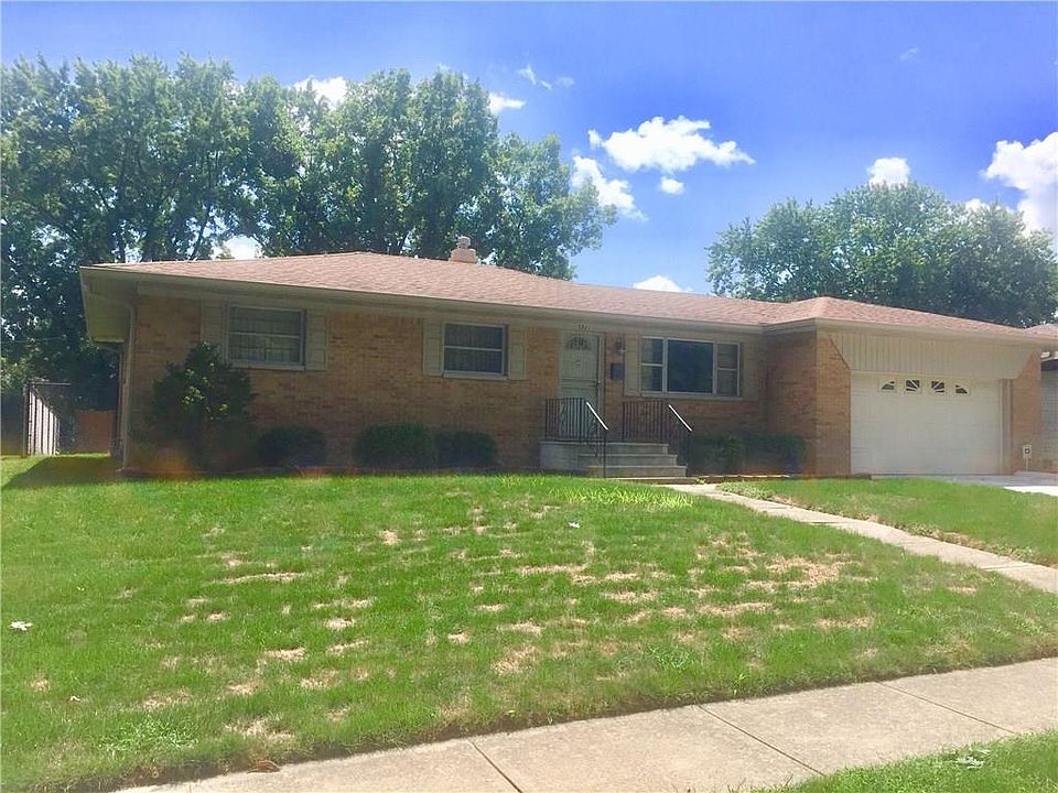 1st image of 5921 Meadowood Dr