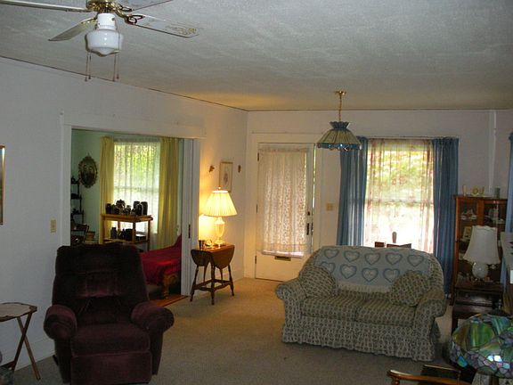 4th image of 211 N Washington Ave