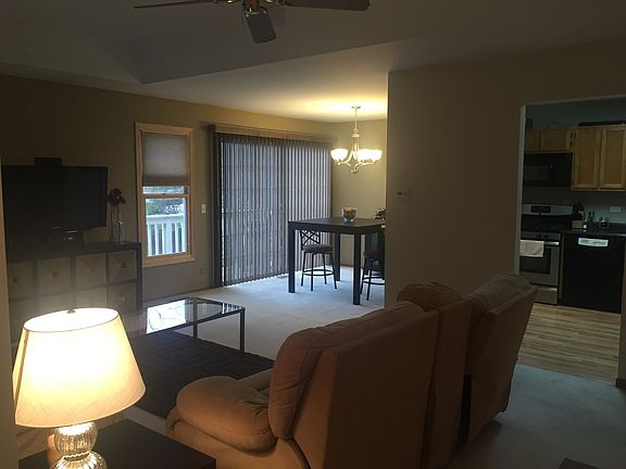 2nd image of 1880 Fox Run Dr #D4