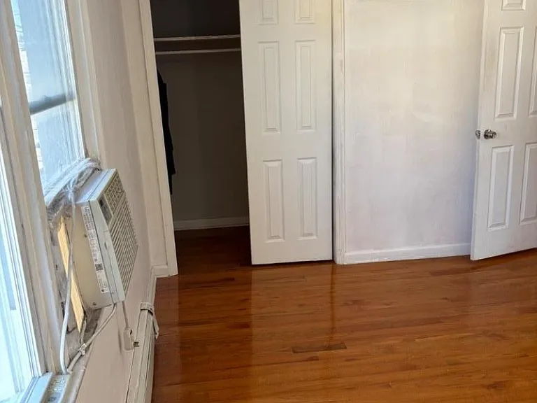 34 Cedar Ave — Photo 5