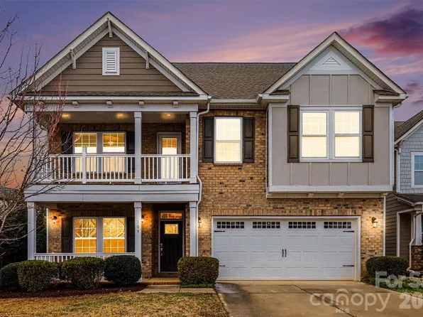 109 Creekside Crossing Ln, Mooresville, NC 28117