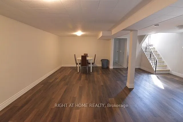 9 Elnathan Cres #BASEMENT — Photo 13