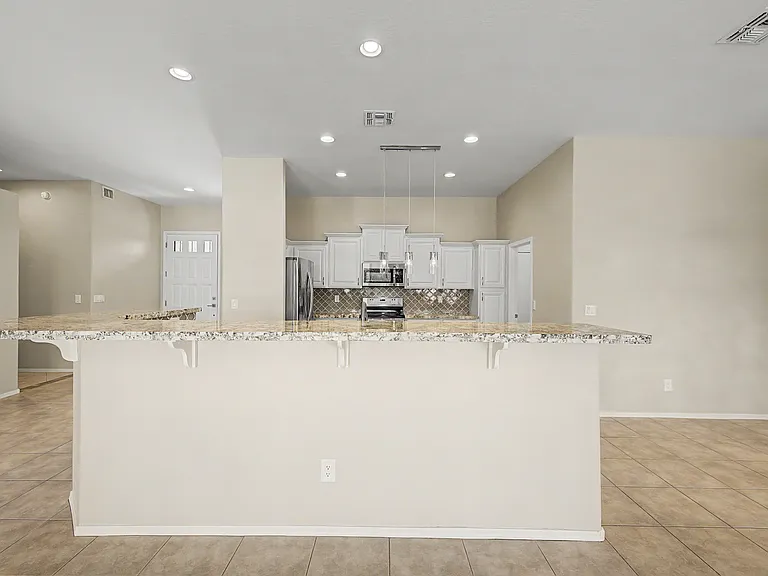 1292 W Longhorn Dr — Photo 6