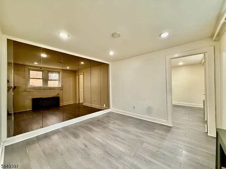7021 Durham Ave — Photo 2