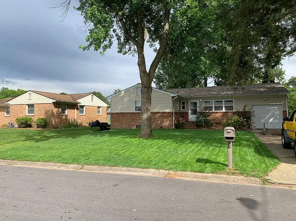 305 Butrico Rd, Chesapeake, VA 23325