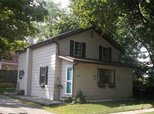 114 E Sycamore St, Mason, MI 48854