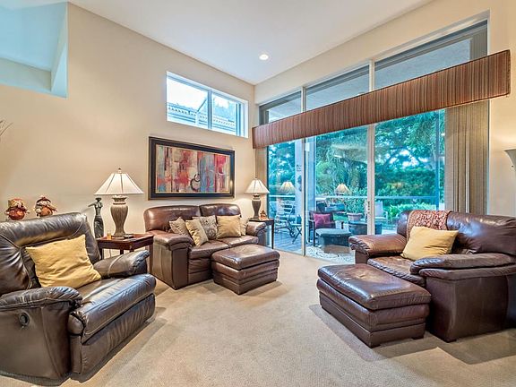 5th image of 127 Sunset Cove Ln