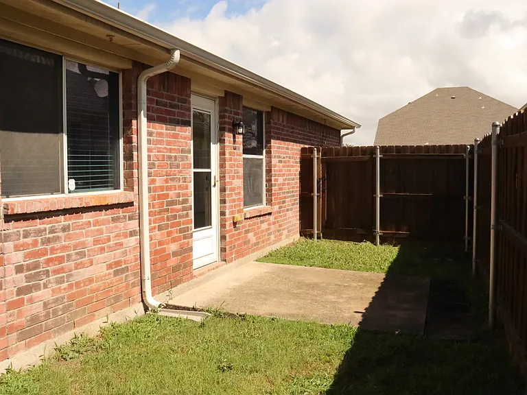Side yard