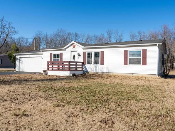 501 Tower Rd, Herrin, IL 62948