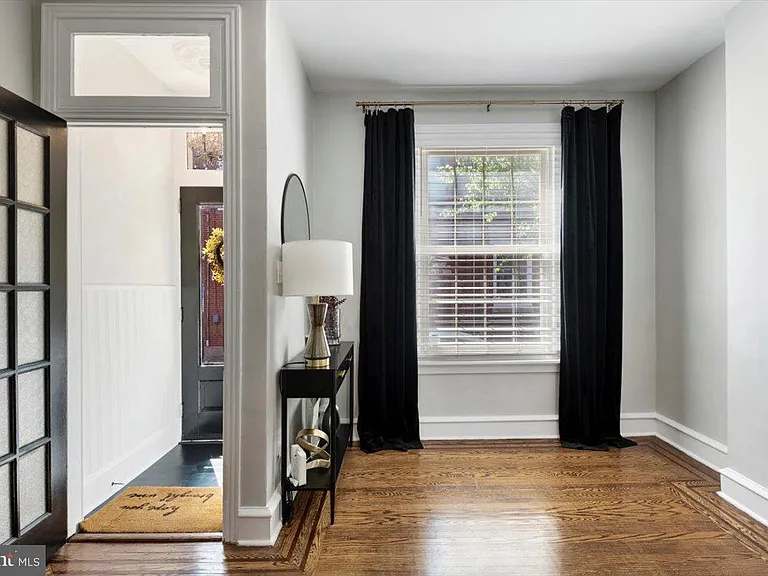 623 Miller St — Photo 10