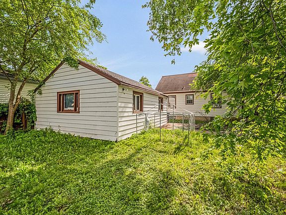 5th image of 5661 N 73rd STREET