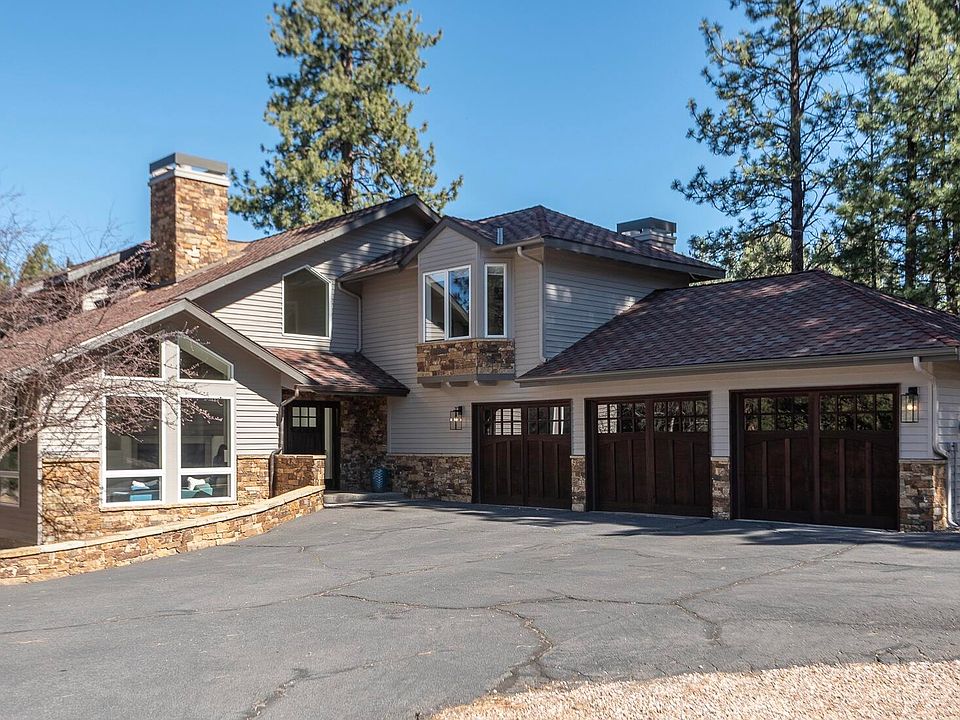 1st image of 60012 Ridgeview Dr W