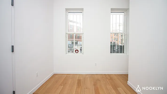 Rented by Nooklyn NYC LLC | media 63