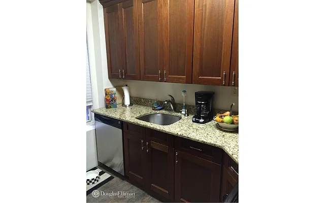 Rented by Douglas Elliman | media 11