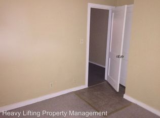 1015 Green St APT 2, Harrisburg, PA 17102