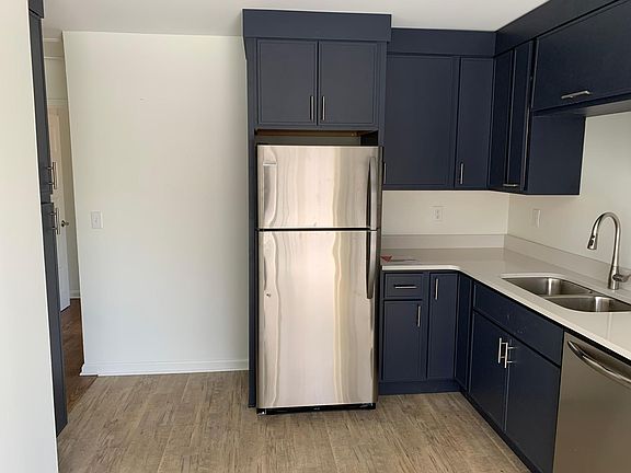 4th image of 1621 Marcella Dr