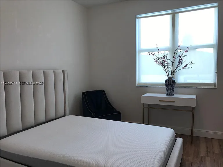 7900 Harbor Island Dr #523 — Photo 24