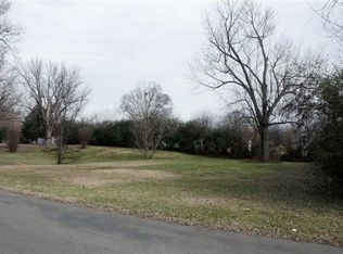 906 N Monroe St, Sturgis, KY 42459