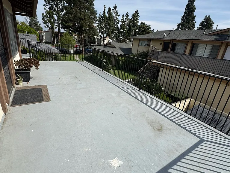 2310 E Ball Rd #4 — Photo 16
