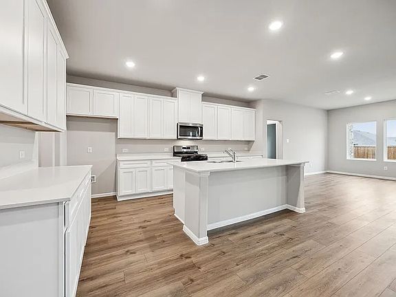 3rd image of 308 Tartane Dr