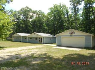3494 E 96th St, Newaygo, MI 49337