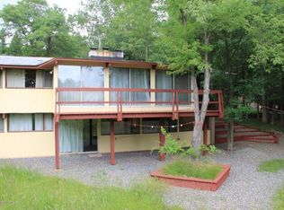 62 Beaver Dr, Albrightsville, PA 18210