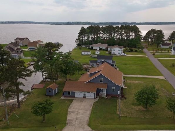 101 Mallard Dr, Currituck, NC 27929