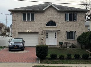 48 Shelley Ave, Yonkers, NY 10701