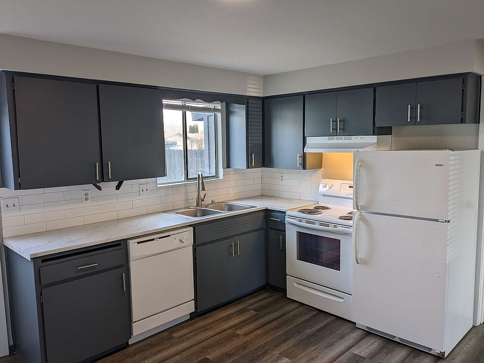 1st image of 6721 W Kennewick Ave #18d3a87d9